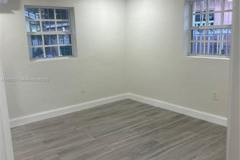 Appartement à louer à Miami, Floride: 1 chambre, 59.46 m2 № 1945099 - photo 21
