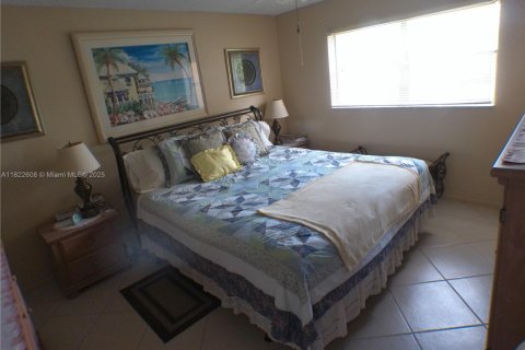 Купить кондоминиум в Тамарак, Флорида 2 спальни, 85.47м2, № 1786965 - фото 15