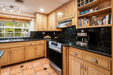 Casa en venta en Coral Gables, Florida, 3 dormitorios, 207.54 m2 № 2007411 - foto 18