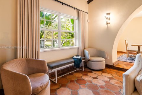 Casa en venta en Coral Gables, Florida, 3 dormitorios, 207.54 m2 № 2007411 - foto 10