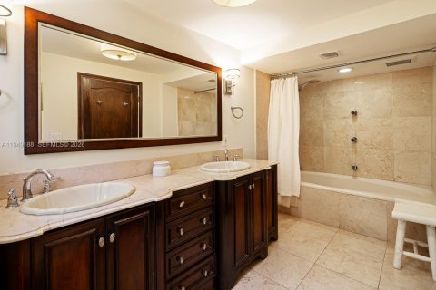 Casa en venta en Coral Gables, Florida, 3 dormitorios, 207.54 m2 № 2007411 - foto 21