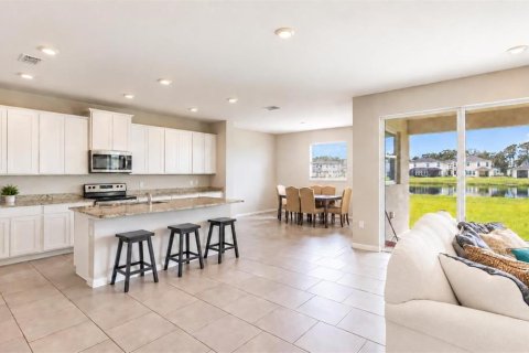 Villa ou maison à vendre à Riverview, Floride: 4 chambres, 308.06 m2 № 2425787 - photo 3