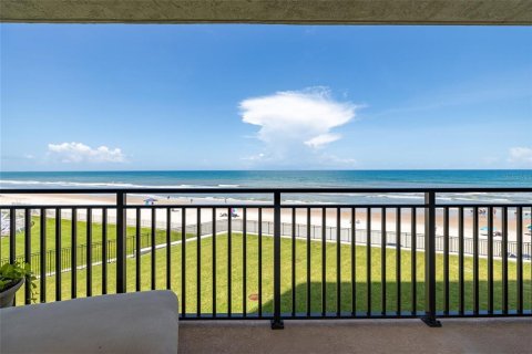 Condo in Daytona Beach Shores, Florida, 2 bedrooms  № 1810649 - photo 5