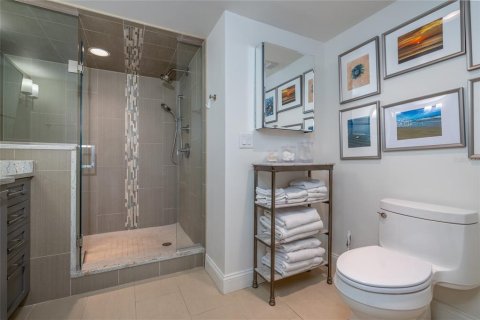 Condo in Daytona Beach Shores, Florida, 2 bedrooms  № 1810649 - photo 20