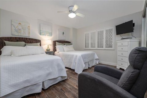Condo in Daytona Beach Shores, Florida, 2 bedrooms  № 1810649 - photo 21