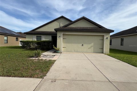 Casa en Wimauma, Florida 3 dormitorios, 143.26 m2 № 2157973