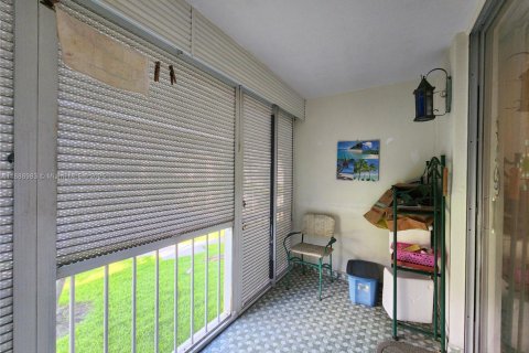 Condominio en venta en Aventura, Florida, 1 dormitorio, 71.35 m2 № 1941083 - foto 5