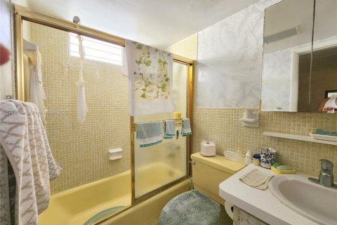 Condominio en venta en Aventura, Florida, 1 dormitorio, 71.35 m2 № 1941083 - foto 4