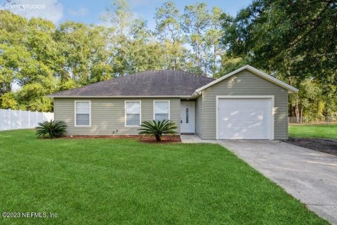 House in Baldwin, Florida 3 bedrooms, 120.96 sq.m. № 801737 - photo 1