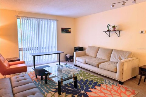 Condominio en venta en Gainesville, Florida, 2 dormitorios, 79.25 m2 № 1770083 - foto 2