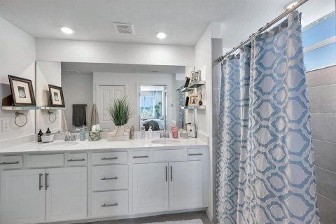 Townhouse in Punta Gorda, Florida 3 bedrooms, 145.76 sq.m. № 1853134 - photo 17