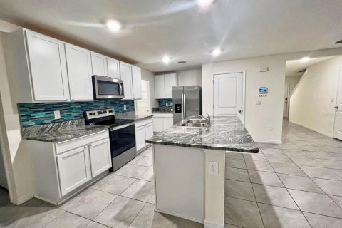 Casa en venta en Bradenton, Florida, 5 dormitorios, 225.57 m2 № 1806820 - foto 13