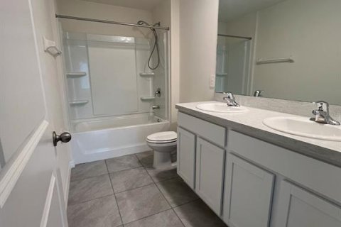 Casa en venta en Bradenton, Florida, 5 dormitorios, 225.57 m2 № 1806820 - foto 24