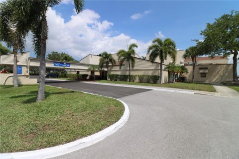 Condo in Clearwater, Florida, 2 bedrooms  № 1747157 - photo 18