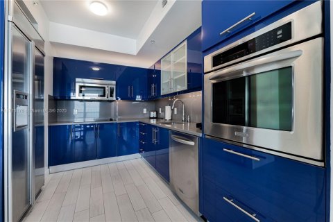 Купить кондоминиум в Форт-Лодердейл, Флорида 2 спальни, 109.25м2, № 1958301 - фото 13