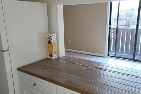 Купить кондоминиум в Орландо, Флорида 4 комнаты, 87.98м2, № 2166429 - фото 6