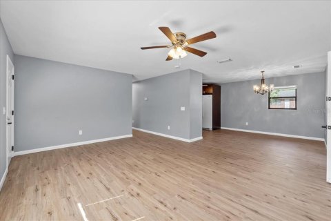 Casa en venta en Fort Meade, Florida, 3 dormitorios, 107.49 m2 № 1651858 - foto 5