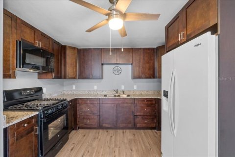 Casa en venta en Fort Meade, Florida, 3 dormitorios, 107.49 m2 № 1651858 - foto 3