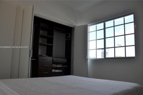 Condo in Miami Beach, Florida, 1 bedroom  № 2153053 - photo 18