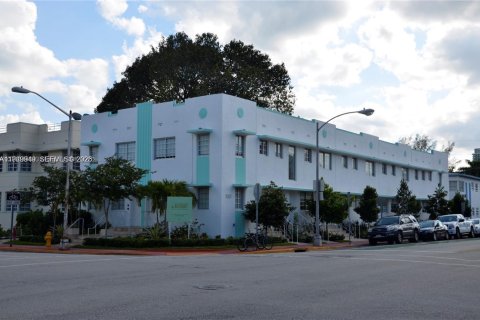 Condo in Miami Beach, Florida, 1 bedroom  № 2153053 - photo 21