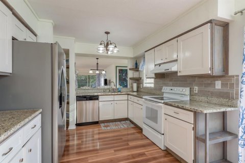 Copropriété à louer à New Port Richey, Floride: 2 chambres, 130.99 m2 № 2091893 - photo 13