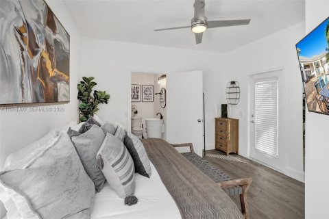 House in Plantation, Florida 9 bedrooms, 383.97 sq.m. № 2052783 - photo 27