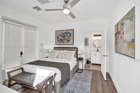 House in Plantation, Florida 9 bedrooms, 383.97 sq.m. № 2052783 - photo 25