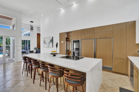 House in Plantation, Florida 9 bedrooms, 383.97 sq.m. № 2052783 - photo 16