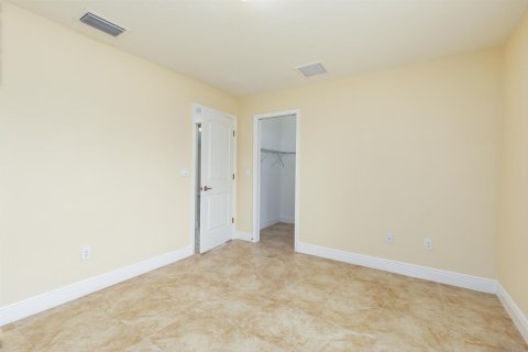 Villa ou maison à vendre à Port St. Lucie, Floride: 4 chambres, 177.07 m2 № 2397768 - photo 21