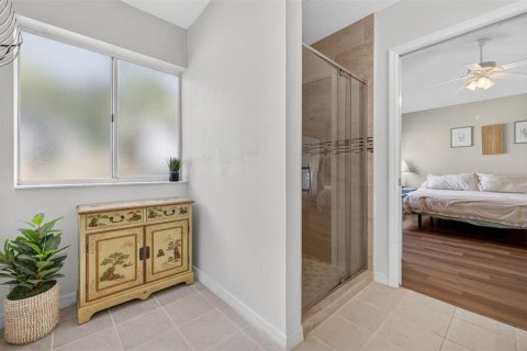 Adosado en venta en Cape Coral, Florida, 3 dormitorios, 162.02 m2 № 1919814 - foto 16