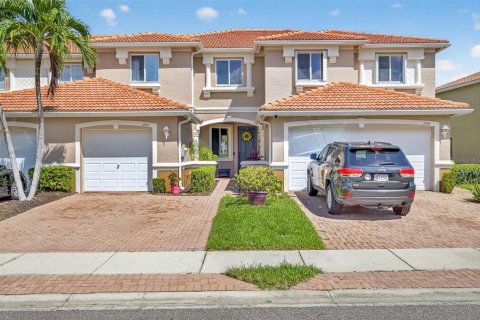Adosado en venta en Cape Coral, Florida, 3 dormitorios, 162.02 m2 № 1919814 - foto 2