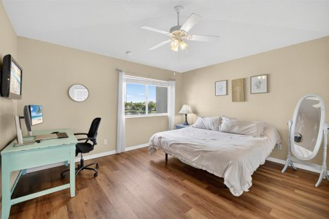 Adosado en venta en Cape Coral, Florida, 3 dormitorios, 162.02 m2 № 1919814 - foto 13