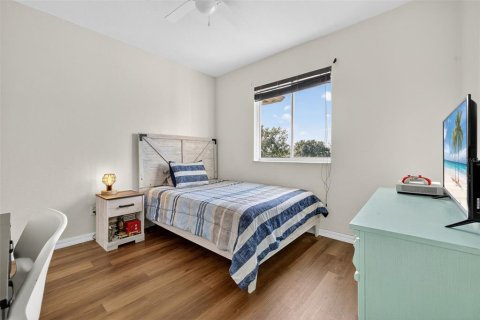 Adosado en venta en Cape Coral, Florida, 3 dormitorios, 162.02 m2 № 1919814 - foto 17