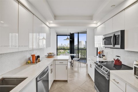 Condominio en venta en Aventura, Florida, 2 dormitorios, 162.58 m2 № 1975712 - foto 13