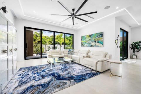 Villa ou maison à louer à Delray Beach, Floride: 4 chambres, 350.43 m2 № 2259633 - photo 15