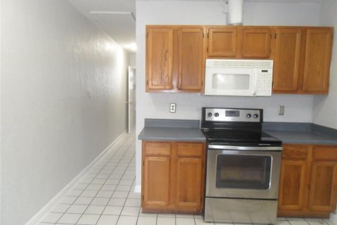 Apartment in Orlando, Florida 2 bedrooms, 72.65 sq.m. № 2266813 - photo 3