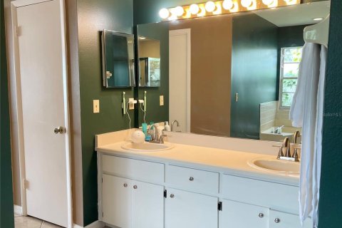 Villa ou maison à vendre à Kissimmee, Floride: 3 chambres, 151.99 m2 № 2236286 - photo 6