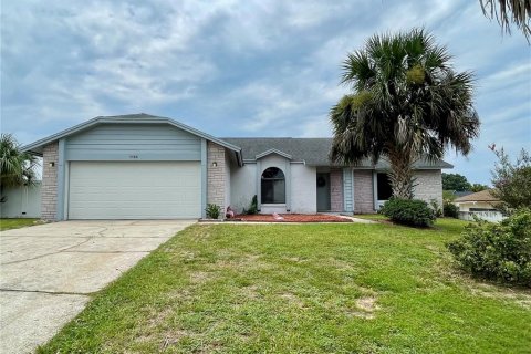 Villa ou maison à Kissimmee, Floride 3 chambres, 151.99 m2 № 2236286
