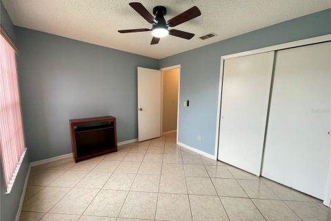 Villa ou maison à vendre à Kissimmee, Floride: 3 chambres, 151.99 m2 № 2236286 - photo 14
