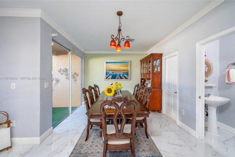 Купить таунхаус в Хомстед, Флорида 4 спальни, 188.41м2, № 2079401 - фото 9