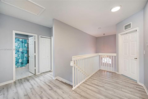 Купить таунхаус в Хомстед, Флорида 4 спальни, 188.41м2, № 2079401 - фото 14