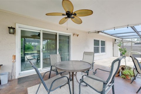 Casa en venta en Bradenton, Florida, 4 dormitorios, 188.78 m2 № 2385978 - foto 7