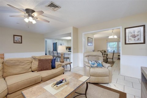 Casa en venta en Bradenton, Florida, 4 dormitorios, 188.78 m2 № 2385978 - foto 30