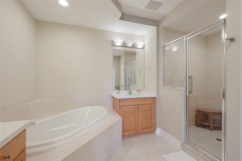 Copropriété à vendre à Sarasota, Floride: 2 chambres, 159.79 m2 № 2141896 - photo 23