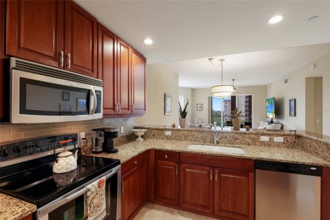 Copropriété à vendre à Sarasota, Floride: 2 chambres, 159.79 m2 № 2141896 - photo 13