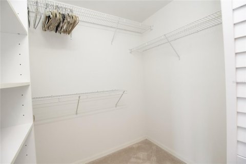 Condo in Largo, Florida, 3 bedrooms  № 2111801 - photo 21