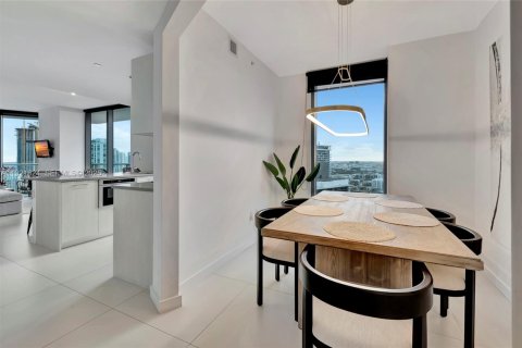 Copropriété à louer à Miami, Floride: 2 chambres, 100.71 m2 № 1976870 - photo 9