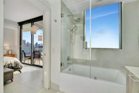 Copropriété à louer à Miami, Floride: 2 chambres, 100.71 m2 № 1976870 - photo 21