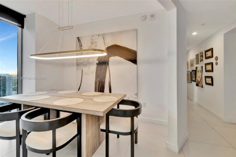 Copropriété à louer à Miami, Floride: 2 chambres, 100.71 m2 № 1976870 - photo 11