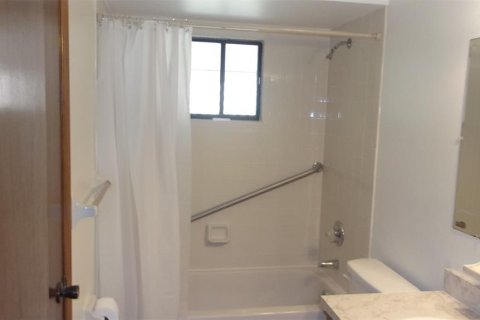 House in Ocala, Florida 2 bedrooms, 84.73 sq.m. № 1758214 - photo 15